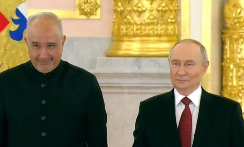 pakistan ambassador - Pakistan Ambassador Presents Credentials to President Putin