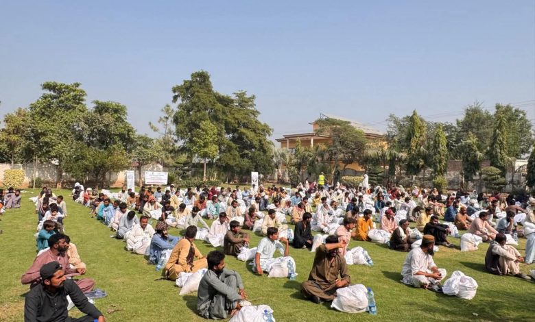 food distribution - Food Distribution Reaches Muzaffargarh Families