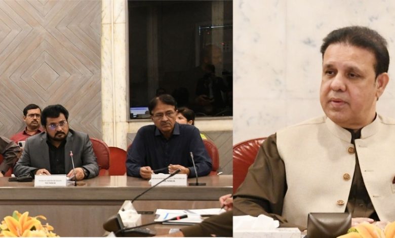 transfer of railways - Parliament Committee Delays Transfer of Railways Bill