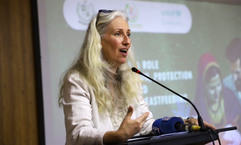 breastfeeding - Media Must Normalize Breastfeeding in Pakistan