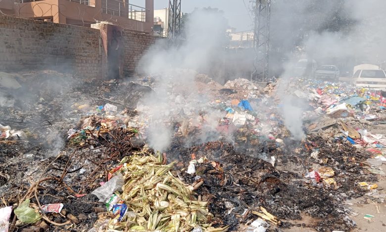 garbage burning - End Garbage Burning Near Ali Nawaz Chowk