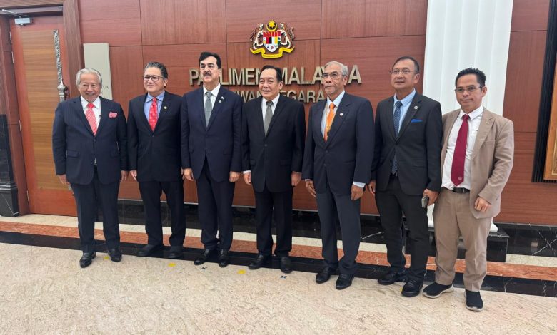 gilani malaysia - Gilani Malaysia Strengthens Parliamentary Cooperation