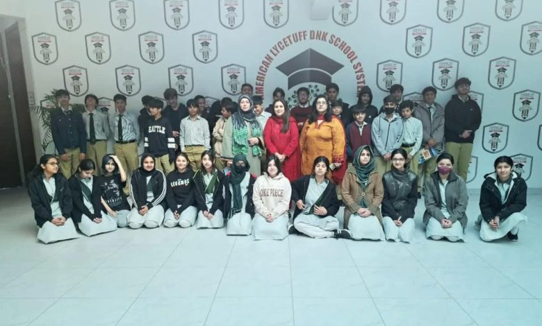 entrepreneurship training - Students Empowered Through Entrepreneurship Training