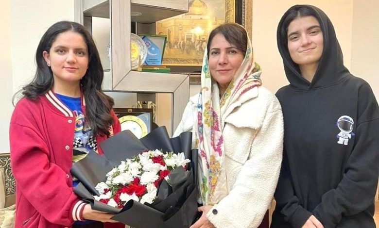 farzana kausar - Farzana Kausar Energises PM Youth Program