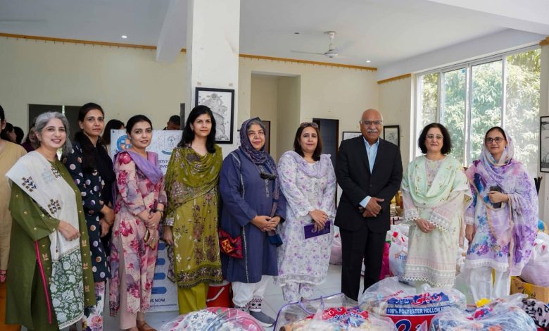 flood relief - Students Mobilize Flood Aid at Home Economics University